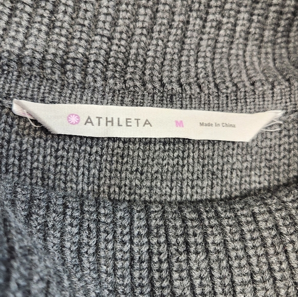 Athleta/ Wool Cashmere Blend Tunic Sweater - Picture 2 of 7